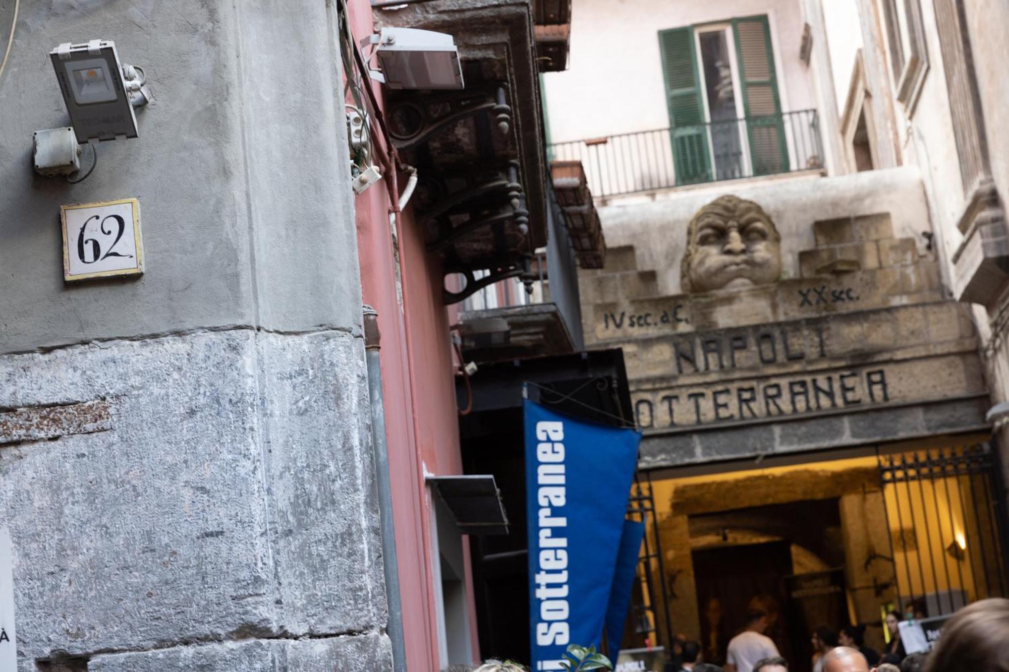 The Heart Guest House Naples Exterior photo
