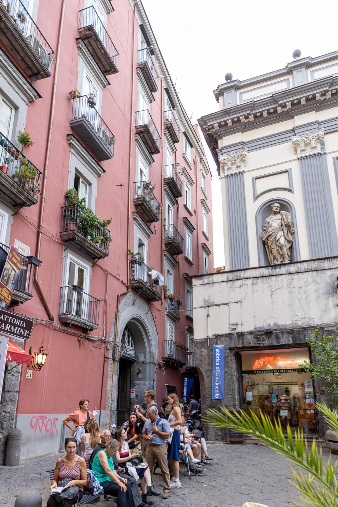 The Heart Guest House Naples Exterior photo