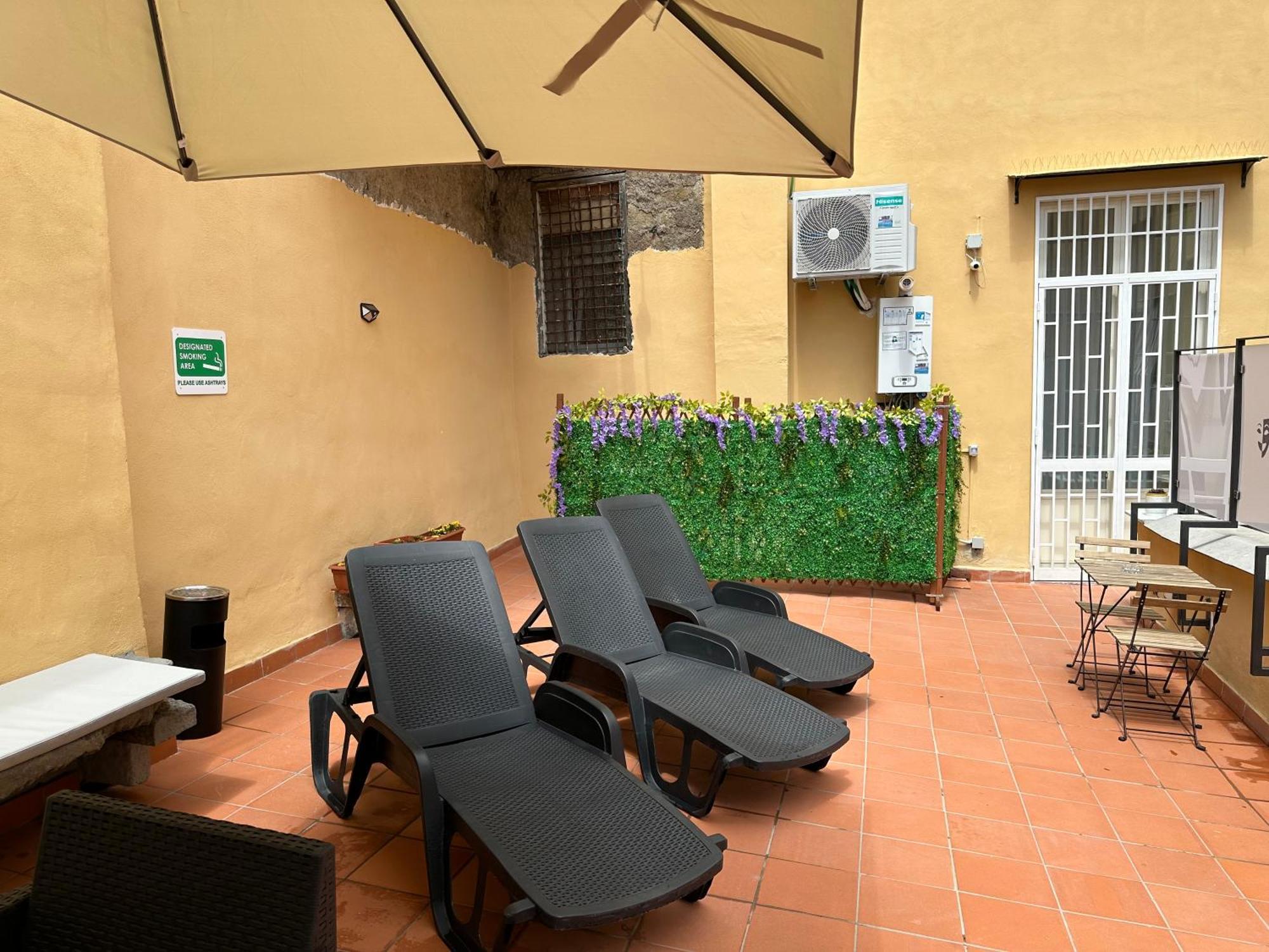 The Heart Guest House Naples Exterior photo